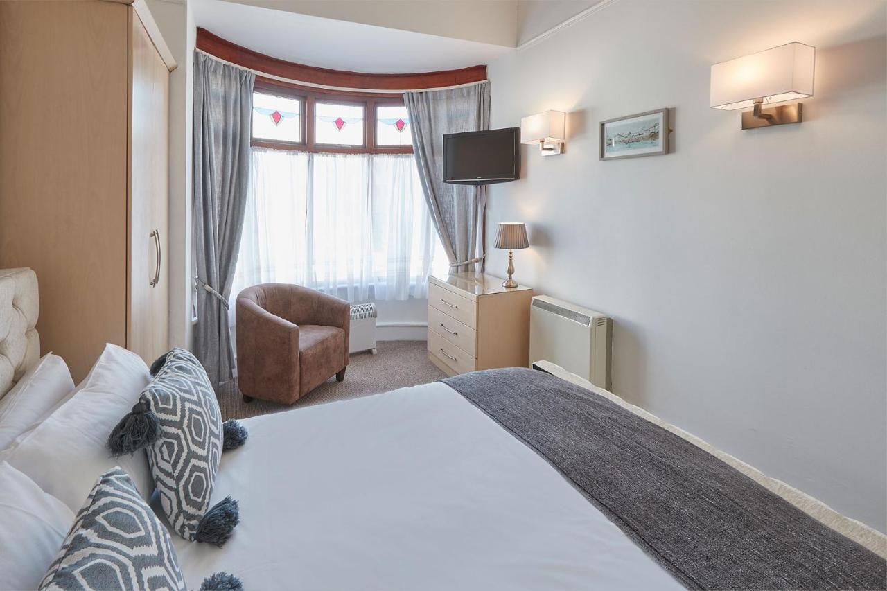 Apartment 3, Khyber Lodge Apartments ويتبي المظهر الخارجي الصورة
