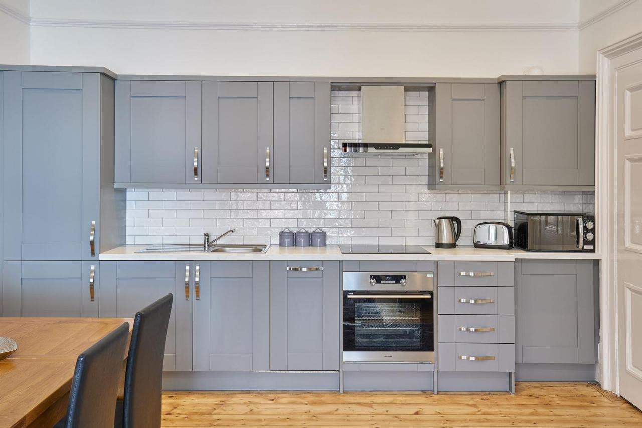Apartment 3, Khyber Lodge Apartments ويتبي المظهر الخارجي الصورة